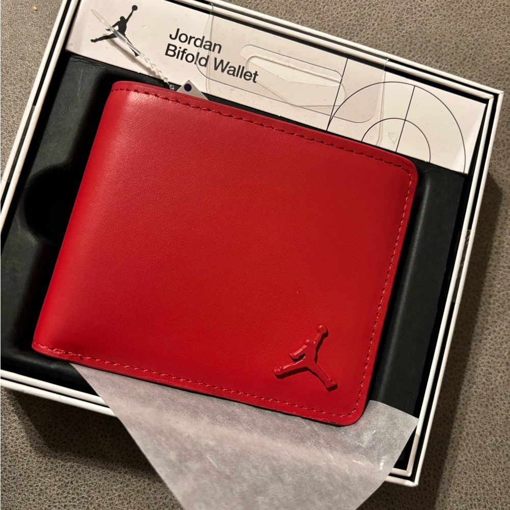 Jordan Classic Red Card Holder
